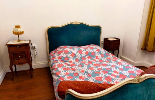 Saint-Geoire-en-Valdaine House | Apartment 'Chambre 3 - La Suite Bleue' with Shared Terrace and Garden