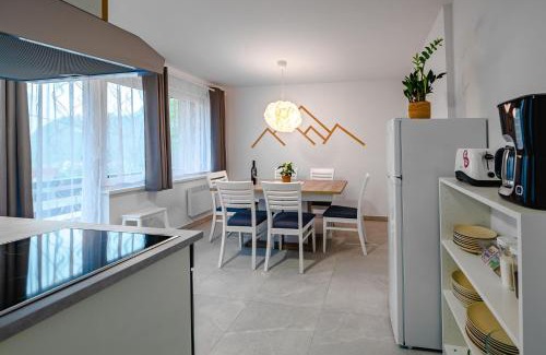 Dovje Apartment | Apartma na hribu
