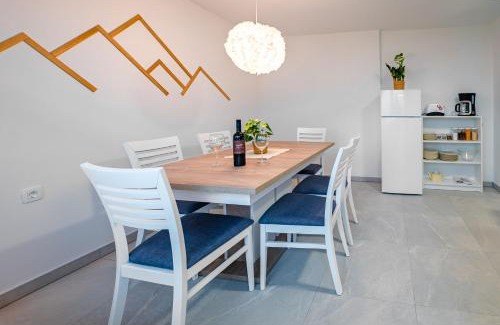Dovje Apartment | Apartma na hribu
