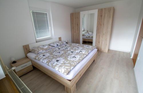 Hrib pri Hinjah Apartment | Apartma pri Klari