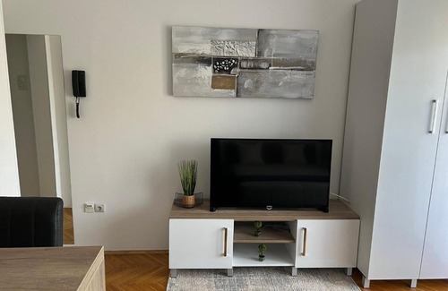 Grbavica Apartment | Apartman 720 & parking