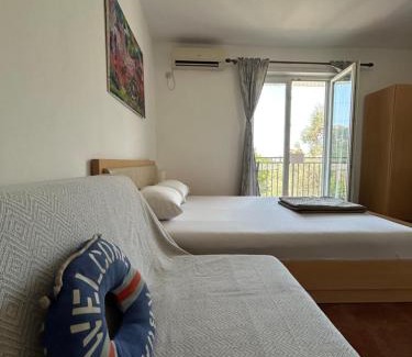 Kaluđerac Apartment | Apartman Buljarica-Bačvice 1