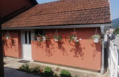 Bajina Basta Apartment | Apartman CVET Bajina Bašta