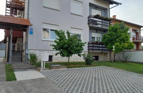 Vukovar Apartment | Apartman kod dide i bake