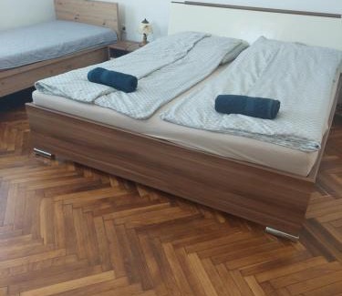 Zadiel Apartment | Apartman Silver