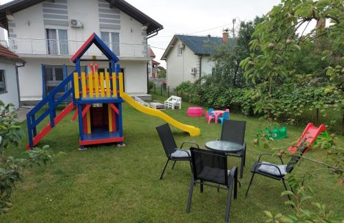 Glamocani Apartment | Apartman TT Stan na dan Trn Laktaši