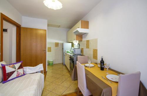 Komiza Apartment | Apartman Victoria
