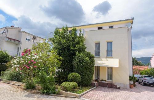 Kastel Stafilic Apartment | apartmani Ivana