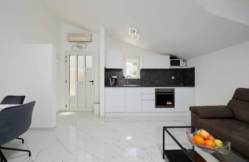 Mastrinka Apartment | Apartmani Knezovic