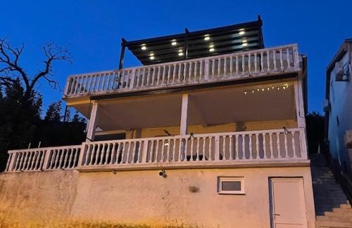 Lustica Apartment | Apartmani Suzanna