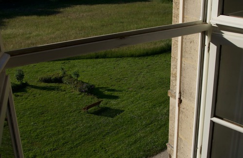 Guigneville-sur-Essonne Apartment | Apartment in a Castle