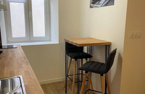 Saint-Symphorien-d'Ozon Apartment | Apartment 1 bedroom 2 persons 2bis