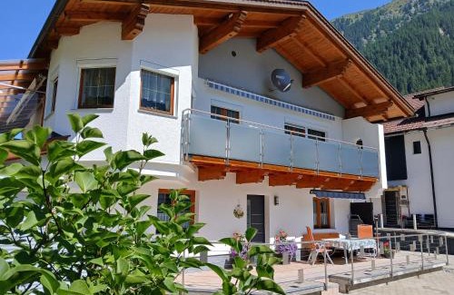 Sankt Leonhard im Pitztal Apartment | Apartment Familie Thomas und Angelika Melmer
