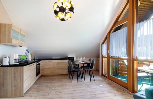 Goggingen Apartment | Apartment 'Renate' with Balcony & Wi-Fi