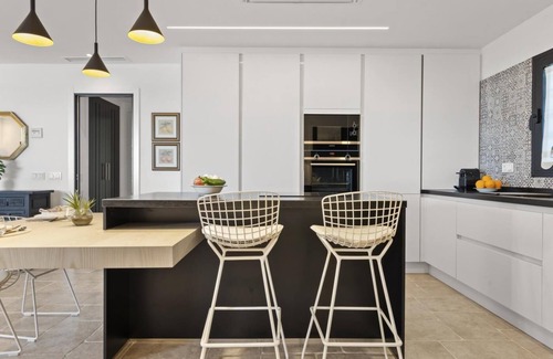 Puerto Banus Apartment | Apartment in Playas del Duque for 5 people | Casa Cadiz 412A