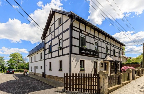 Arnoltice u Decina Apartment | Apartment ∙ 1 bedroom ∙ 4 guests