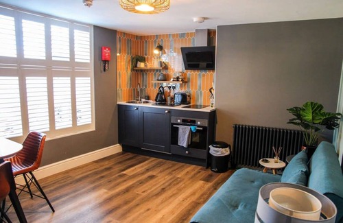 Lower Wick Apartment | Apartment ∙ 1 bedroom ∙ 4 guests