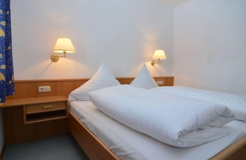 Rotthalmuenster Apartment | Apartment ∙ 1 bedroom ∙ 3 guests