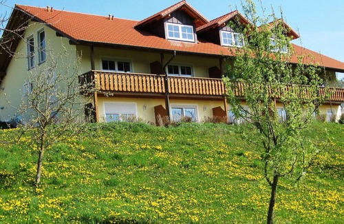 Rotthalmuenster Apartment | Apartment ∙ 1 bedroom ∙ 3 guests