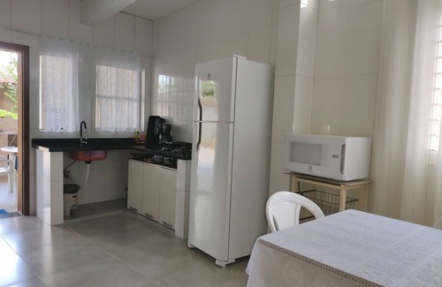 Pontal do Sul House | Apartment 1 Near Ilha do Mel and the Beach