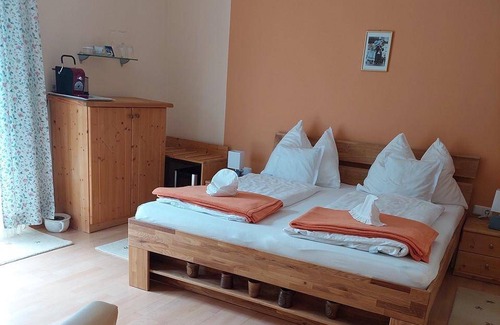 Herrnbaumgarten Apartment | Apartment ∙ 2 bedrooms ∙ 4 guests