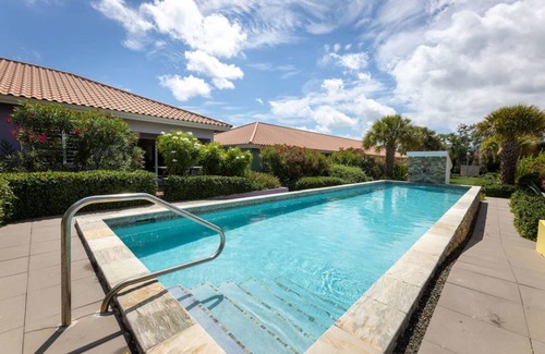Sint Michiel Apartment | Apartment ∙ 2 bedrooms ∙ 4 guests