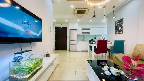 Trung Hoa Nhan Chinh Apartment | Apartment 2 bedrooms, 2 bathroom C6,7 Vinhomes D'Capitale