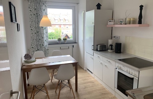 Heppens Apartment | Apartment 2- Central but quiet, near the beach with optimal shopping