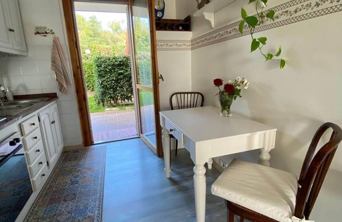 Lake Bracciano Apartment | Apartment 2 double bedrooms, 2 bathrooms, lake view, garden, 5 minutes from center.