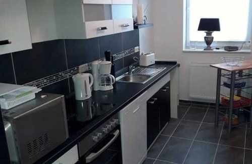 Schwarz Apartment | Apartment 2 - Guesthouse Alte Schule