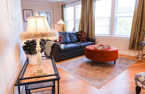 Harrison Lenox Apartment | Apartment ∙ 2 bedrooms ∙ 5 guests