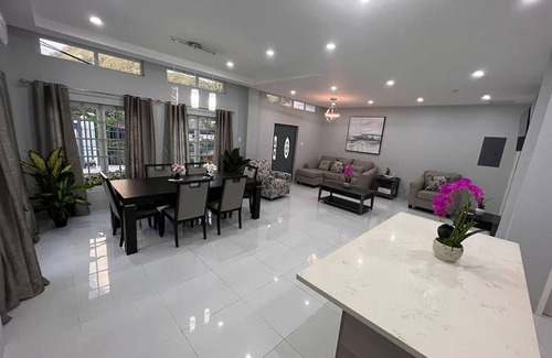 Glencoe Apartment | Apartment ∙ 3 bedrooms ∙ 6 guests
