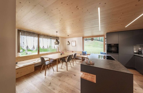Laret Apartment | Apartment ∙ 3 bedrooms ∙ 6 guests