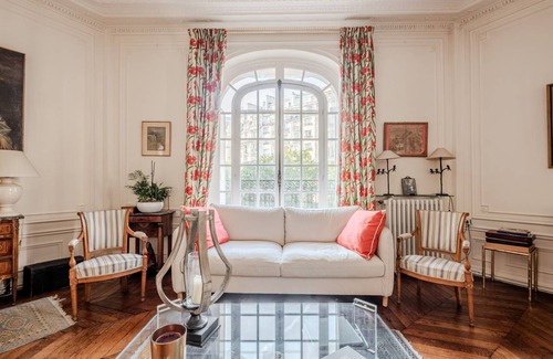 Rueil-Malmaison Apartment | Apartment ∙ 3 bedrooms ∙ 6 guests