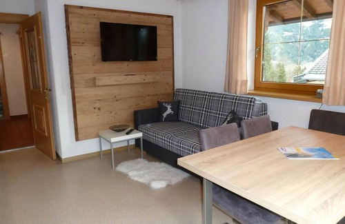 Kaltenbach Apartment | Apartment ∙ 3 guests