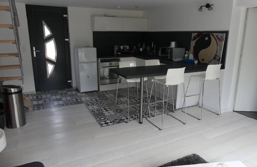 Brindas Apartment | Apartment 30 m2 new + terrace