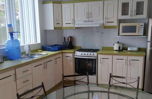 Tonsupa Apartment | Apartment 5 minutes from the beach in Tonsupa Ecuador