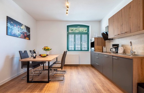 Porschdorf Apartment | Apartment '5' with Private Terrace, Shared Garden and Wi-Fi