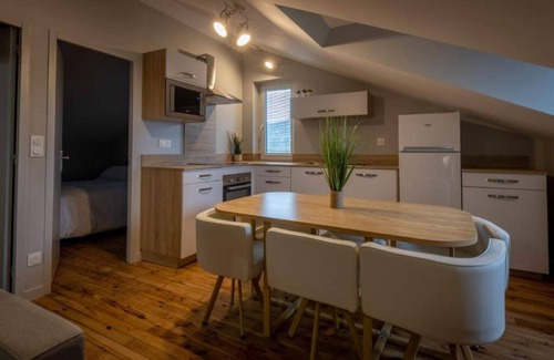 Chatel-Guyon Apartment | Apartment 6 people air-conditioned family type 2 bedrooms + sofa bed Puy de Dôme 301