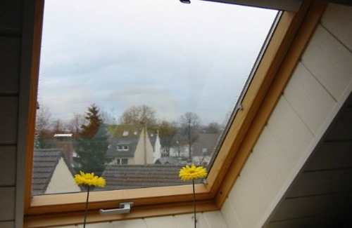 Niehl Apartment | Apartment above the rooftops of Cologne 1 - 4 people