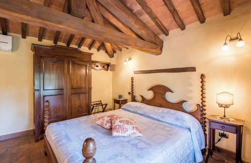 Serre di Rapolano Other | Apartment 'Agriturismo Ischieto - La Torretta' with Shared Pool, Wi-Fi and Air Conditioning