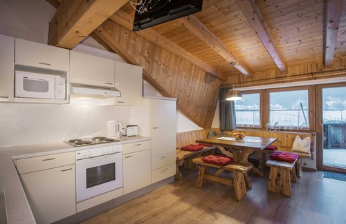 Uderns Apartment | Apartment Alpenrose - Ferienhof Stadlpoint