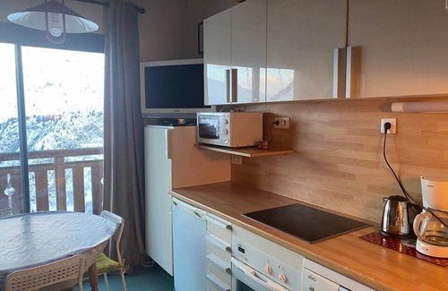 Eclose-Est Apartment | APARTMENT ALPE D'HUEZ QUARTIER ECLOSE