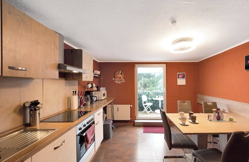 Laage Apartment | Apartment 'Alte Schmiede' with Balcony and Wi-Fi