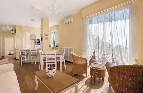 Tellaro Apartment | Apartment 'Amazing View' with Private Terrace, Wi-Fi and Air Conditioning