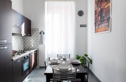 Rione XVIII Castro Pretorio Apartment | Apartment "Ami House Roma" in the Heart of Rome with Wi-Fi & A/C