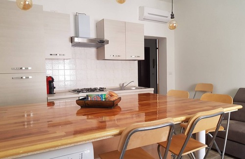 Pivarada Condo | Apartment Angy for 11 person - Center Alghero Sardegna