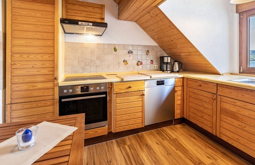 Ohningen Apartment | Apartment 'Anne' with Lake View, Balcony and Wi-Fi