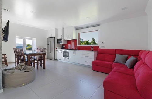 Bico Apartment | Apartment 'Apartamento' with Mountain View, Shared Pool and Wi-Fi