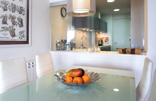 Cambrils Apartment | Apartment 'Apartamento Delfin' with Sea View, Wi-Fi and Air Conditioning